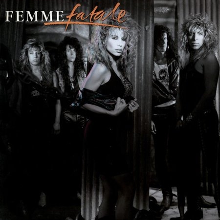 FEMME FATALE